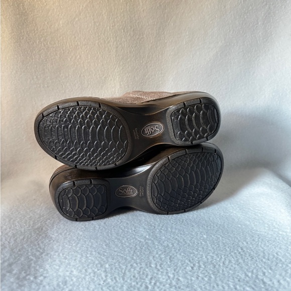 Sofft Women’s Size 7 Leather Beige Clogs - Picture 2 of 16